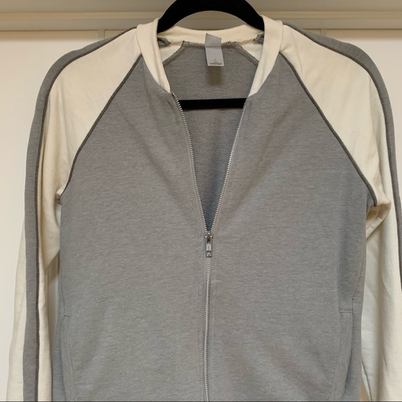 Alternative Apparel Zip Front - Picture 2 of 9